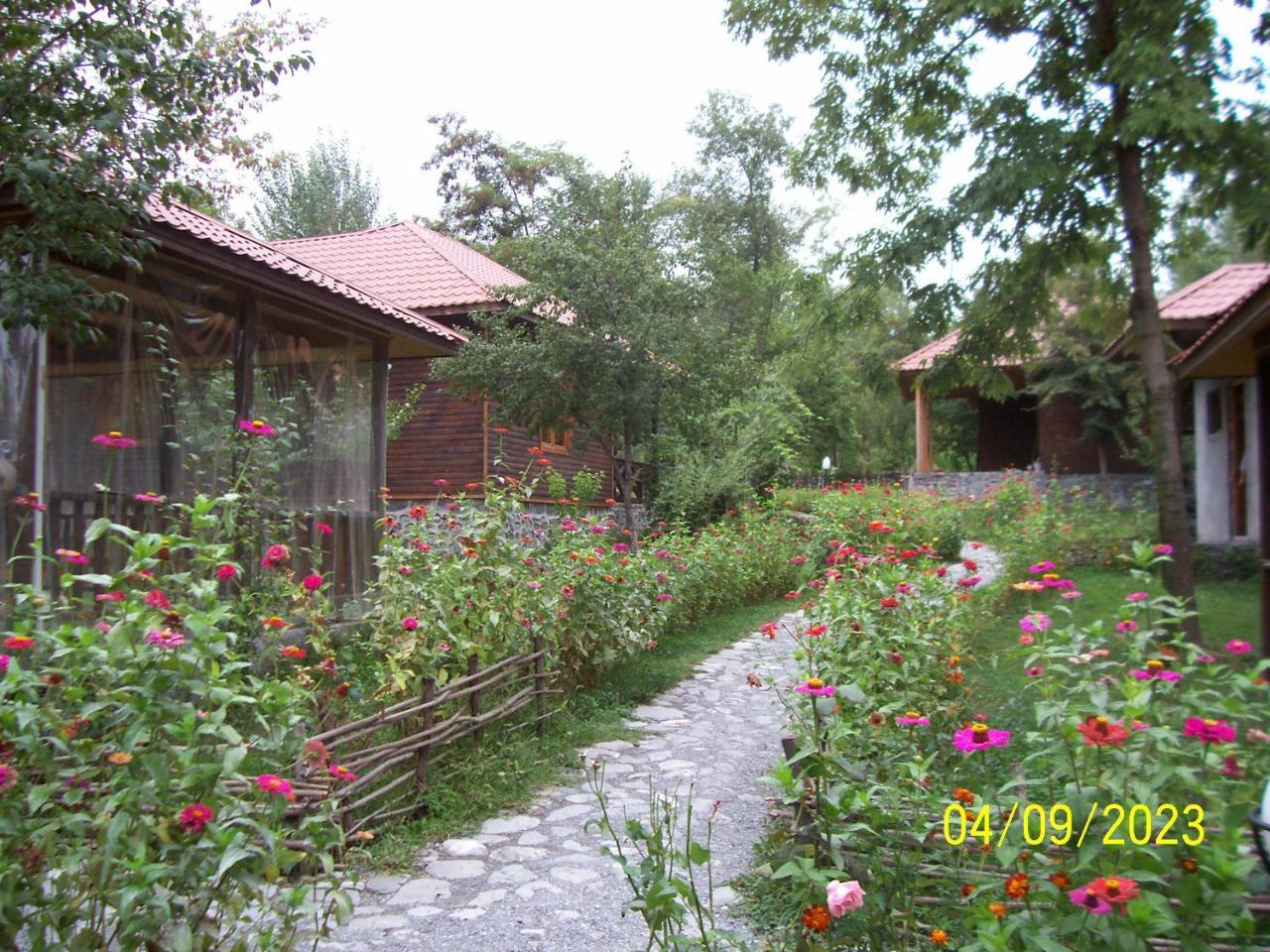 Kish Adasi Şǝki Exterior foto